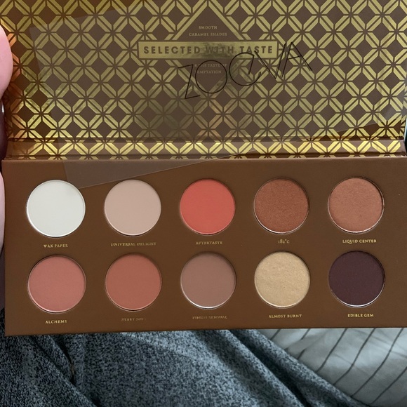 zoeva eyeshadow pallete - Picture 1 of 1